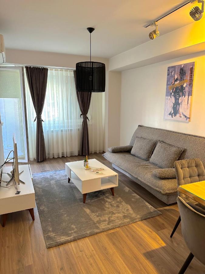 Skopje Apartments Near Central Bus Station Jk Apartments Exteriör bild